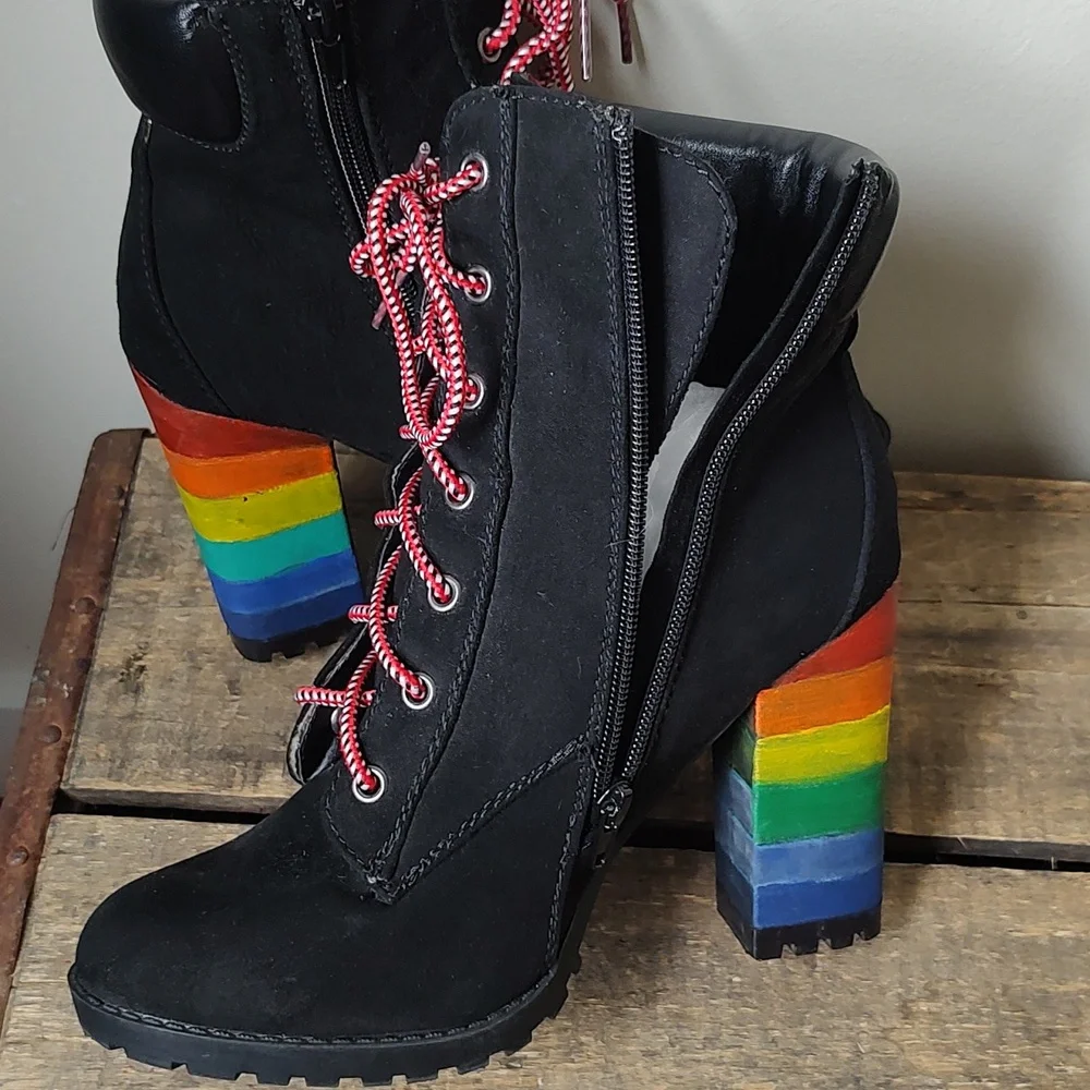 Upcycled! Fun Painted Rainbow Heel Chunky Vegan Booties Size 8 - Picture 9 of 14